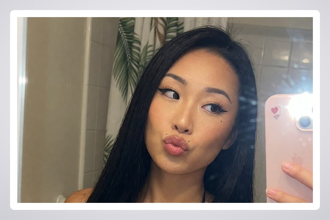 Raven hair bathroom selfie