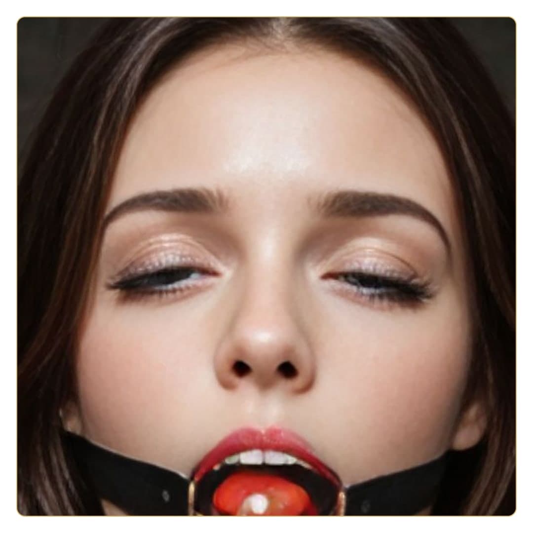 Early 20s brunette O-ring gag close-up