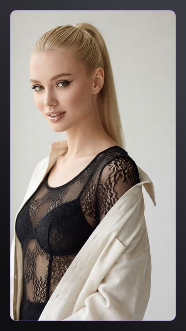 College girl open shirt glance