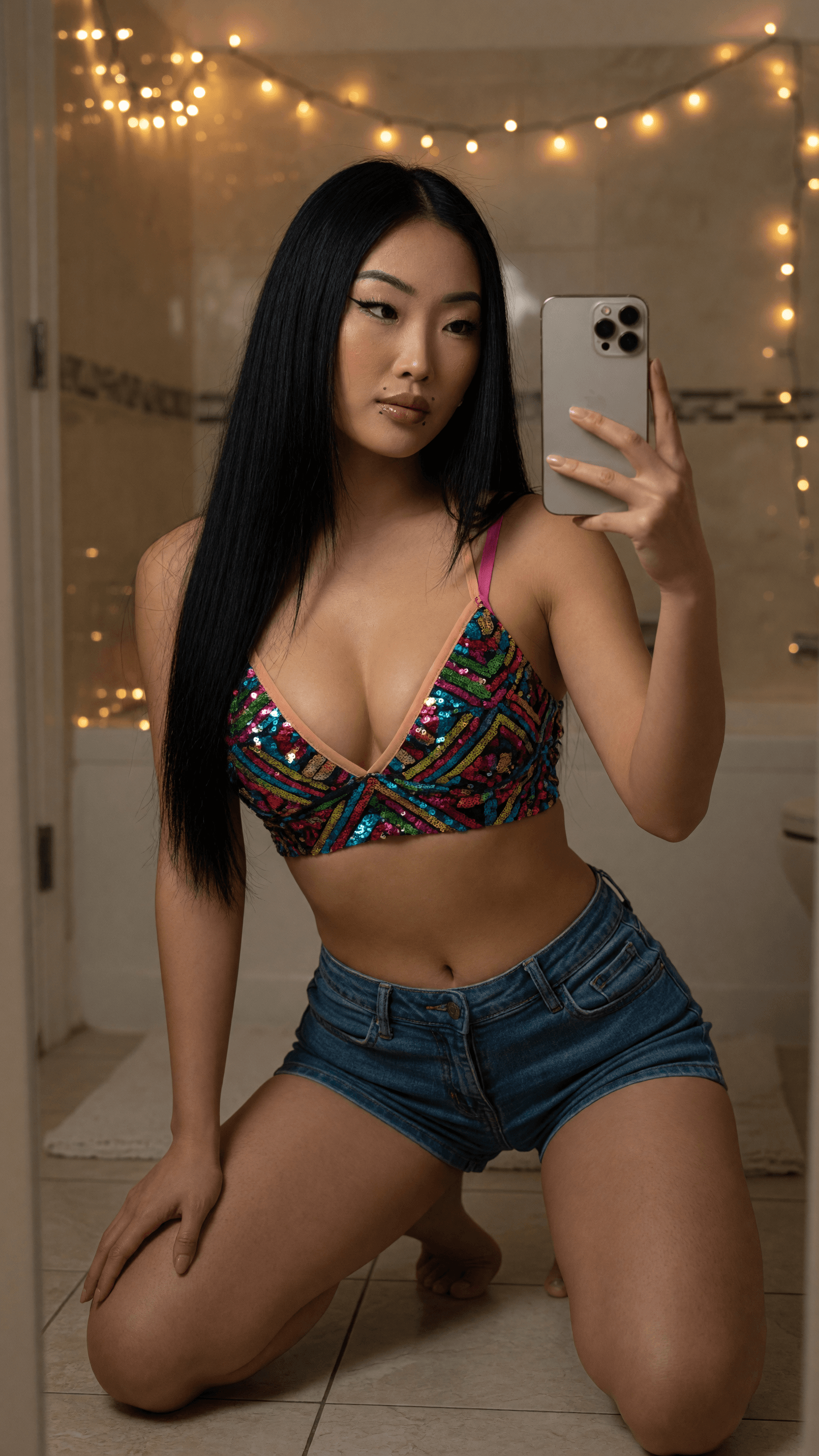 Athletic curves in sequin crop top